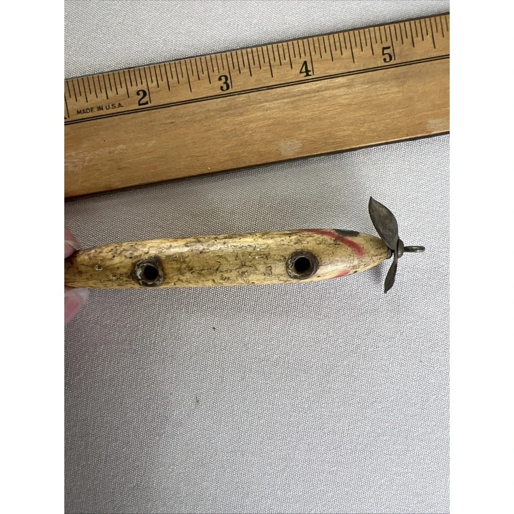Vintage Wood Shakespeare Slim Jim Bass Fishing Lure - Perch Color